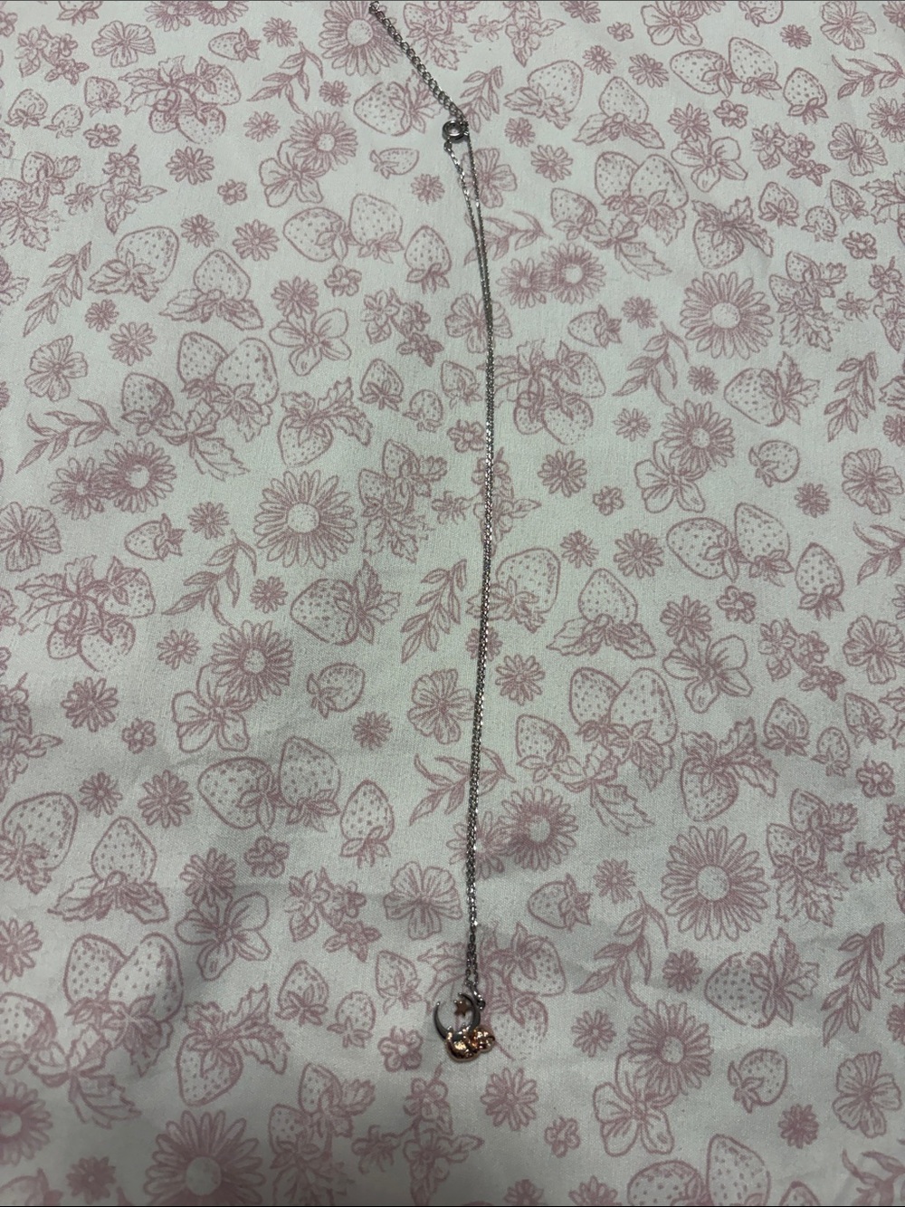 Necklace sloth